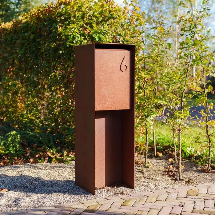 Cortenstaal letterbox Flyn