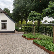 Cortenstaal kantopsluiting gezet 