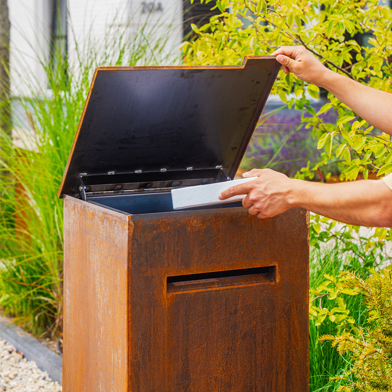 Cortenstahl Paketbriefkasten CASE | 50 x 40 x 120 cm