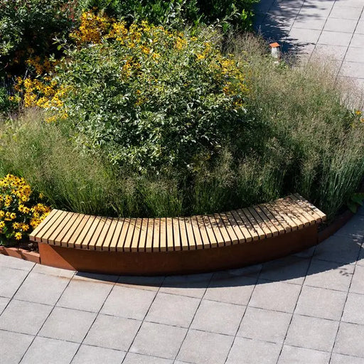 corten keerwand met zitting