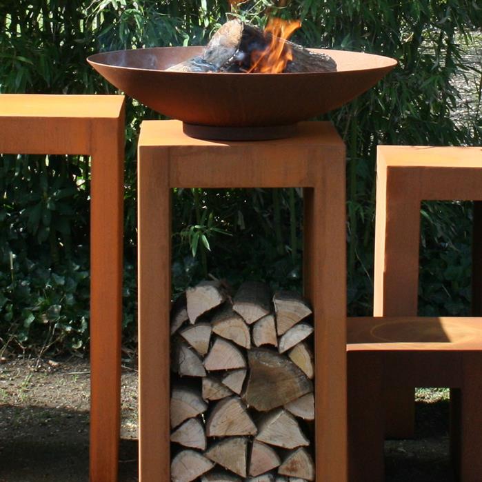 Cortenstaal U-sokkel met houtopslag 50 x 50 x 80 cm