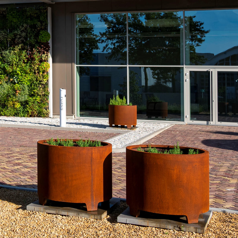 CIRCUM ronde cortenstaal plantenbak 150x80 met poten