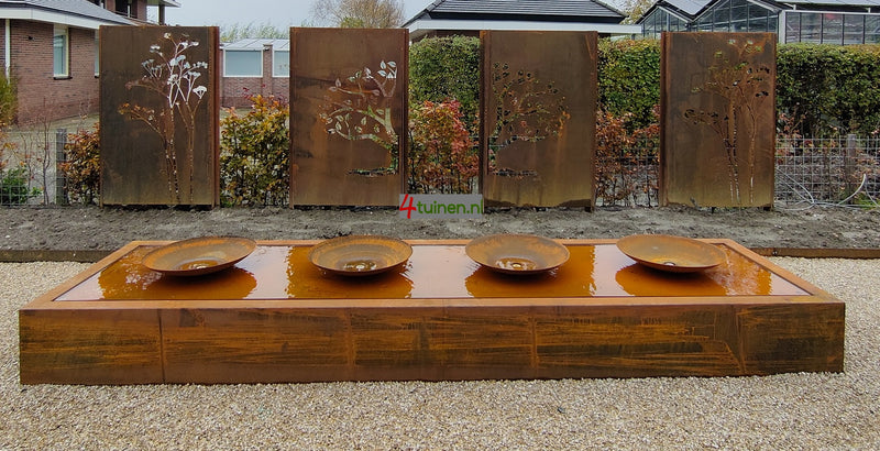 Cortenstaal paneel met watertafel 